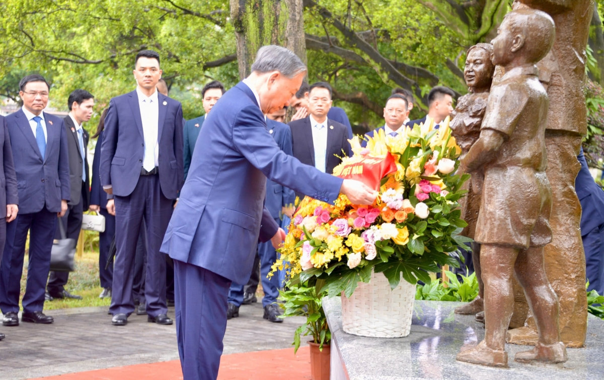 tong bi thu, chu tich nuoc to lam tham di tich truong duc tai nam ninh hinh anh 1