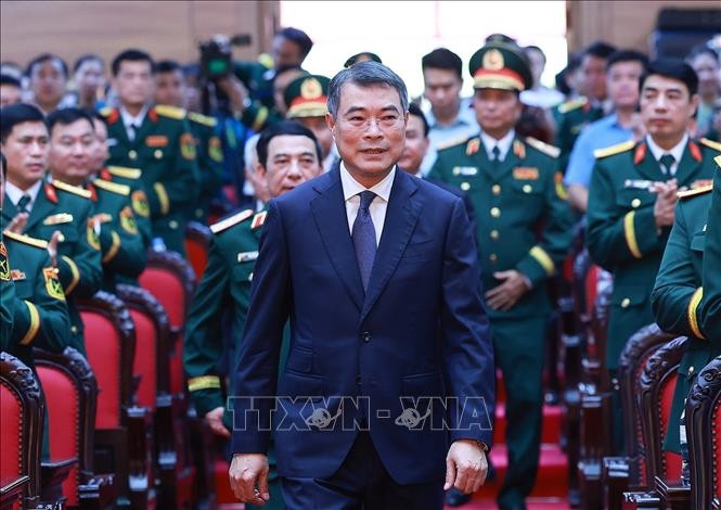 thu tuong quan khu 4 dac biet coi trong xay dung khu vuc phong thu vung chac hinh anh 2