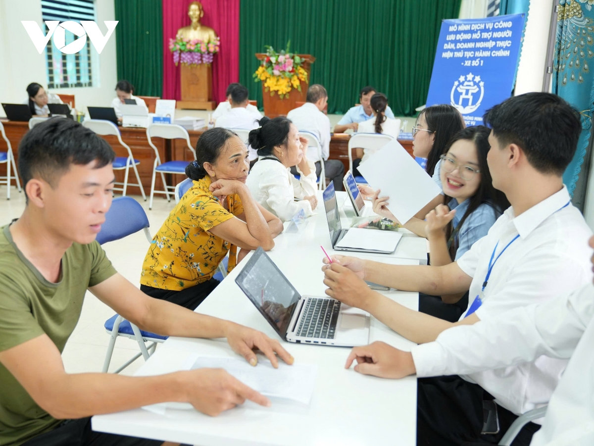 hà nội trên 2.000 thủ tục hành chính thực hiện phi địa giới hành chính hình ảnh 1 ha noi tren 2.000 thu tuc hanh chinh thuc hien phi dia gioi hanh chinh hinh anh 1
