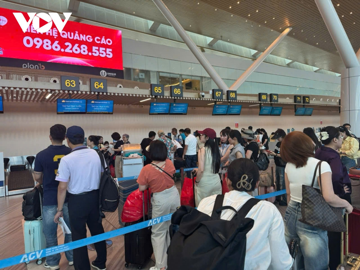 tân sơn nhất sẽ tăng tần suất khai thác lên 46 chuyến giờ, giảm ùn tắc dịp nghỉ lễ hình ảnh 2 tan son nhat se tang tan suat khai thac len 46 chuyen gio, giam un tac dip nghi le hinh anh 2