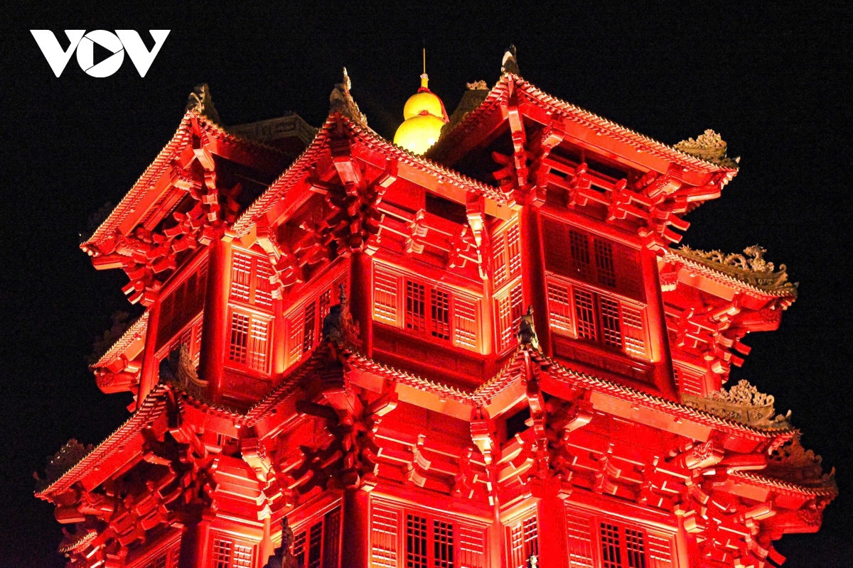 can canh thap chuong tay yen tu lung linh ve dem o bac ninh hinh anh 4