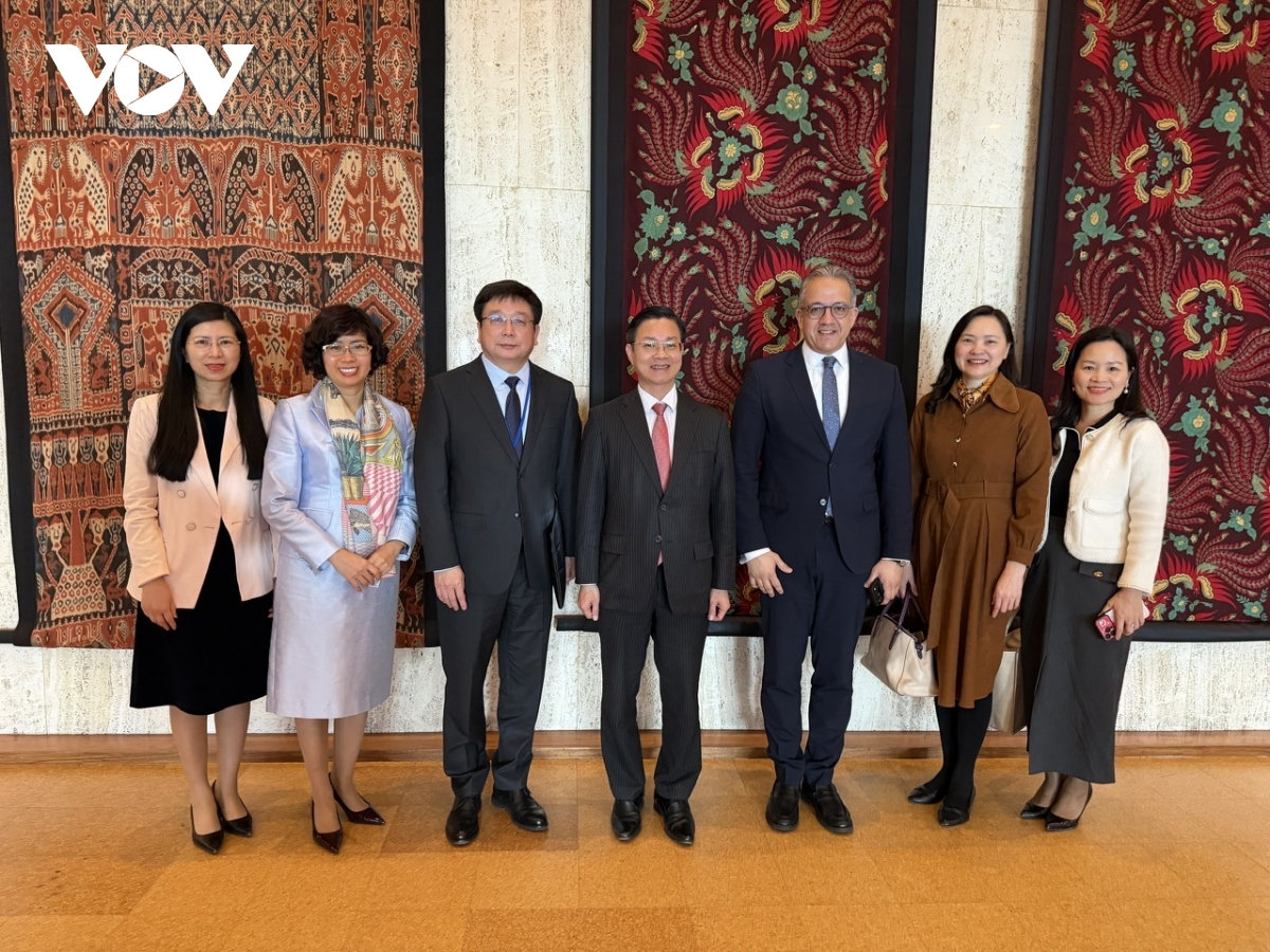 viet nam khang dinh vai tro doi tac tin cay tai ky hop hoi dong chap hanh unesco hinh anh 2
