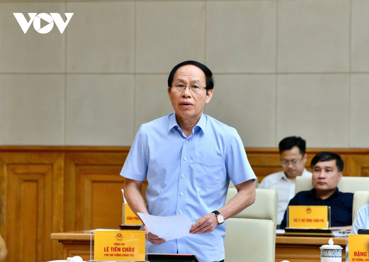 thủ tướng bộ gd Đt hoàn thiện nghị định về việc miễn phí sách giáo khoa phổ thông hình ảnh 4 thu tuong bo gd Dt hoan thien nghi dinh ve viec mien phi sach giao khoa pho thong hinh anh 4