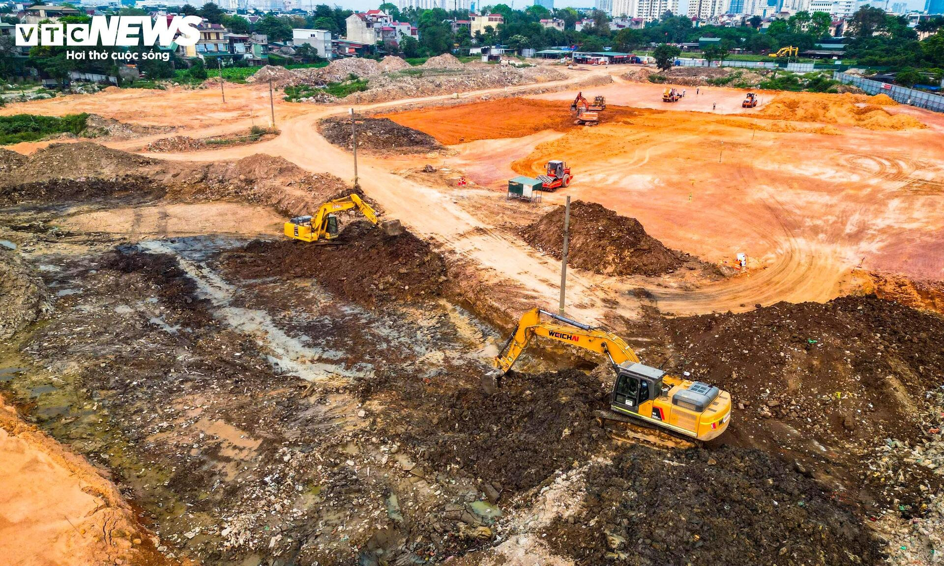 Cận cảnh công trường Depot Xuân Đỉnh tuyến Metro số 2 đang tăng tốc thi công - 10