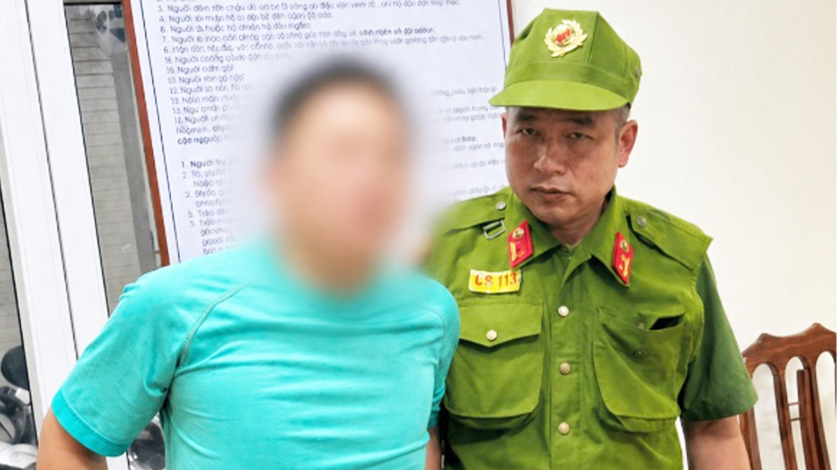 giải cứu phụ nữ bị chồng bạo hành trong đêm ở hà nội hình ảnh 1 giai cuu phu nu bi chong bao hanh trong dem o ha noi hinh anh 1