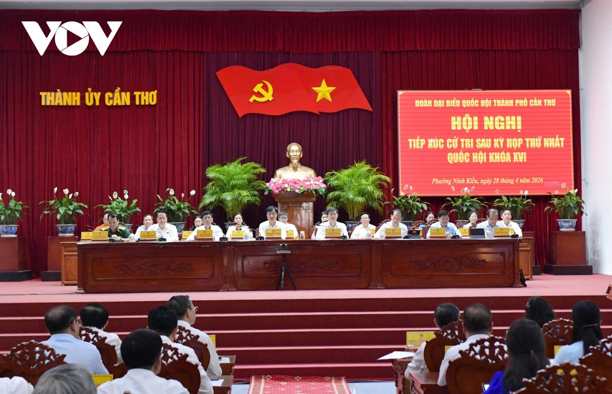 trưởng ban tổ chức trung ương nguyễn duy ngọc tiếp xúc cử tri tại cần thơ hình ảnh 1 truong ban to chuc trung uong nguyen duy ngoc tiep xuc cu tri tai can tho hinh anh 1