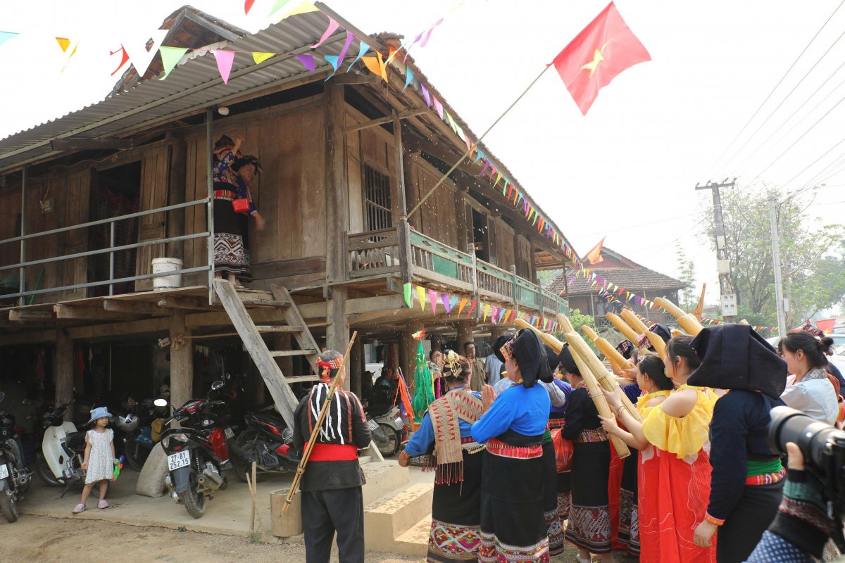 du lịch Điện biên bứt phá từ văn hóa bản địa hình ảnh 1 du lich Dien bien but pha tu van hoa ban dia hinh anh 1