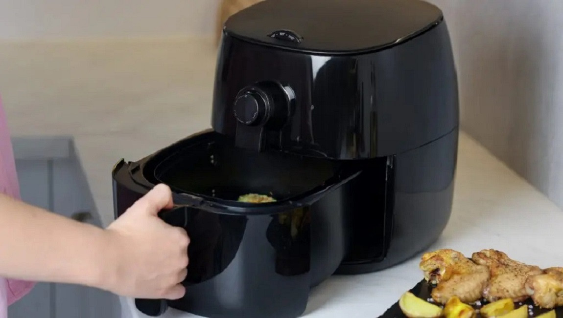 Những thiết bị nên rút điện khi rời nhà nghỉ lễ dài ngày - 2