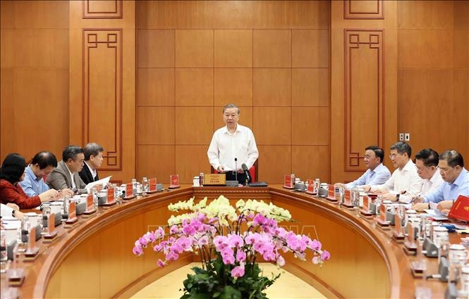 siet chat quyen luc, chan tham nhung tu goc hinh anh 1