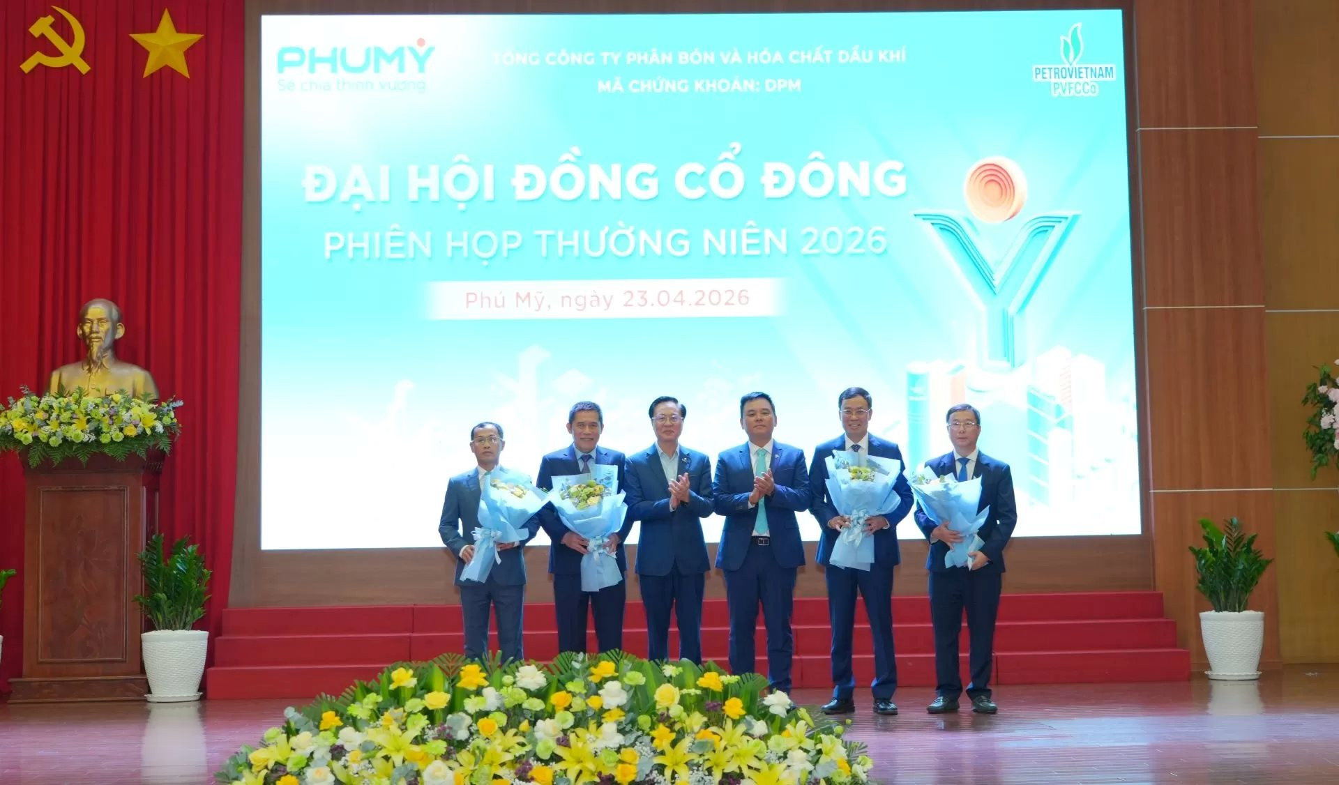 1776937622-chuc-mung-cac-thanh-v.jpg