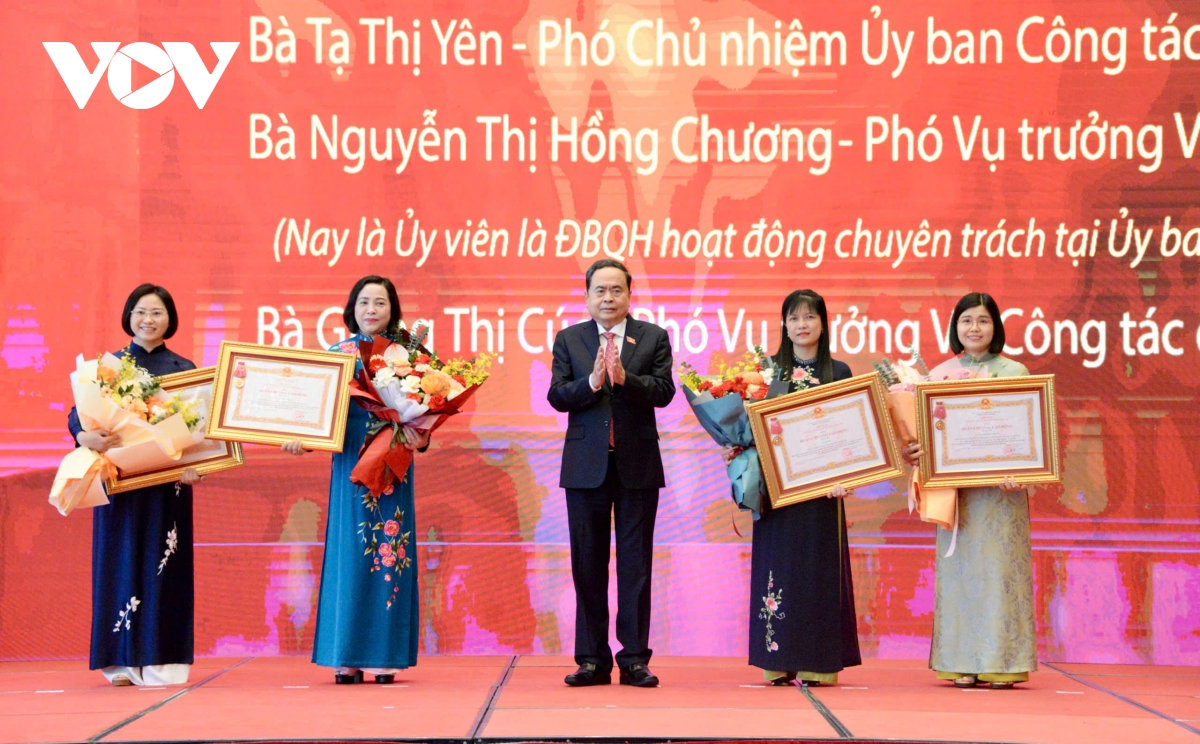 chủ tịch quốc hội mục tiêu cuối cùng là nâng cao đời sống của người dân hình ảnh 2 chu tich quoc hoi muc tieu cuoi cung la nang cao doi song cua nguoi dan hinh anh 2