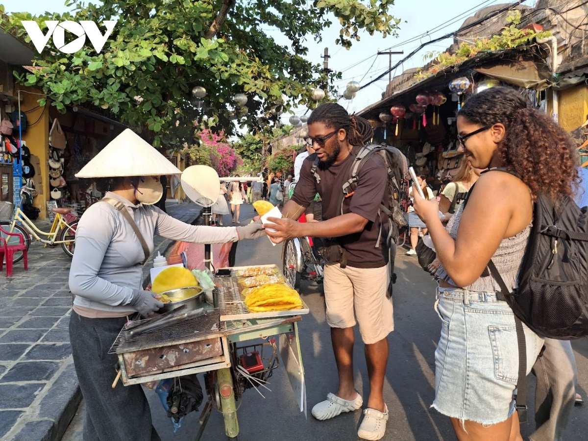 quản lý vỉa hè ở Đà nẵng giải pháp mét vuông sinh lời - mét vuông sinh tồn hình ảnh 2 quan ly via he o Da nang giai phap met vuong sinh loi - met vuong sinh ton hinh anh 2