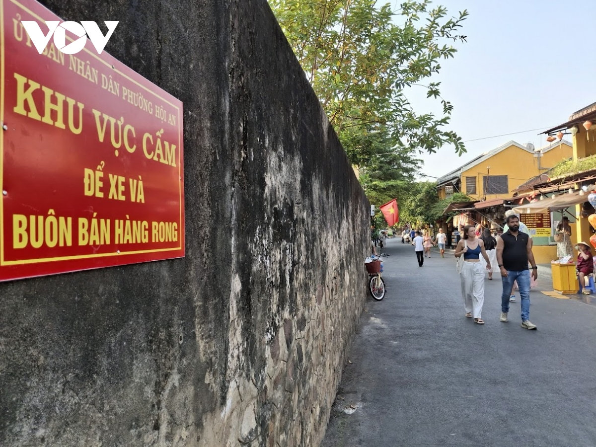 quản lý vỉa hè ở Đà nẵng giải pháp mét vuông sinh lời - mét vuông sinh tồn hình ảnh 1 quan ly via he o Da nang giai phap met vuong sinh loi - met vuong sinh ton hinh anh 1