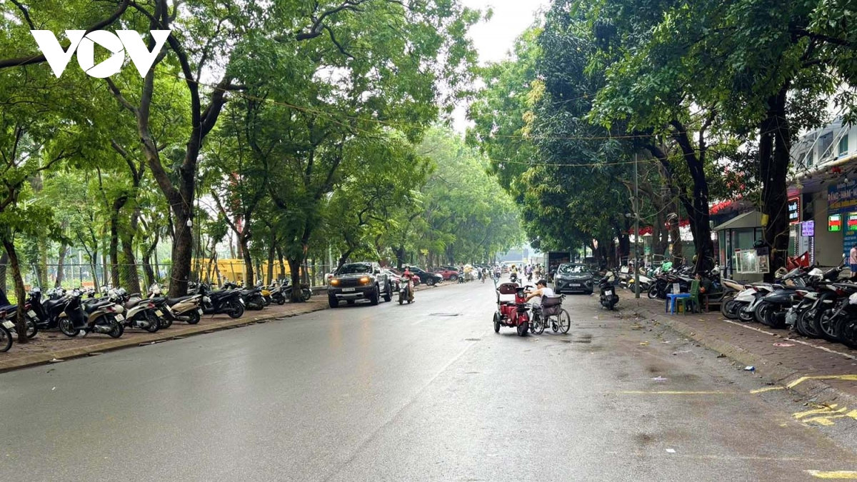 ha noi ra quan dep cho coc duoi chan chung cu hh linh Dam hinh anh 14