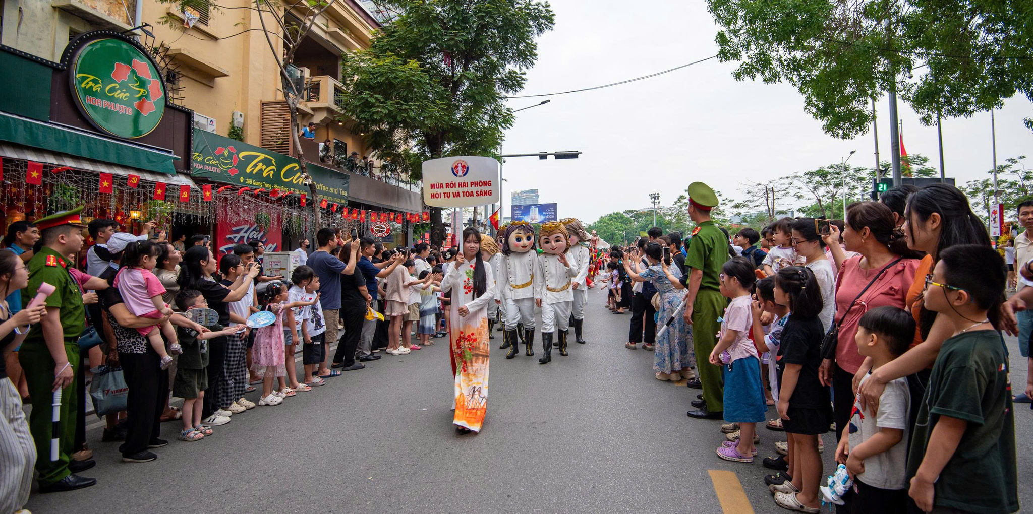 Việc tổ chức Liên hoan lần này chính là tiền đề quan trọng để từng bước xây dựng hồ sơ khoa học, hướng tới trình UNESCO công nhận rối nước là di sản văn hoá phi vật thể của nhân loại.