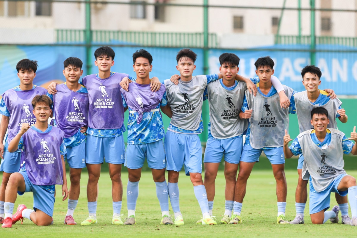 afc khen ngoi u17 viet nam truoc man so tai voi u17 han quoc hinh anh 1