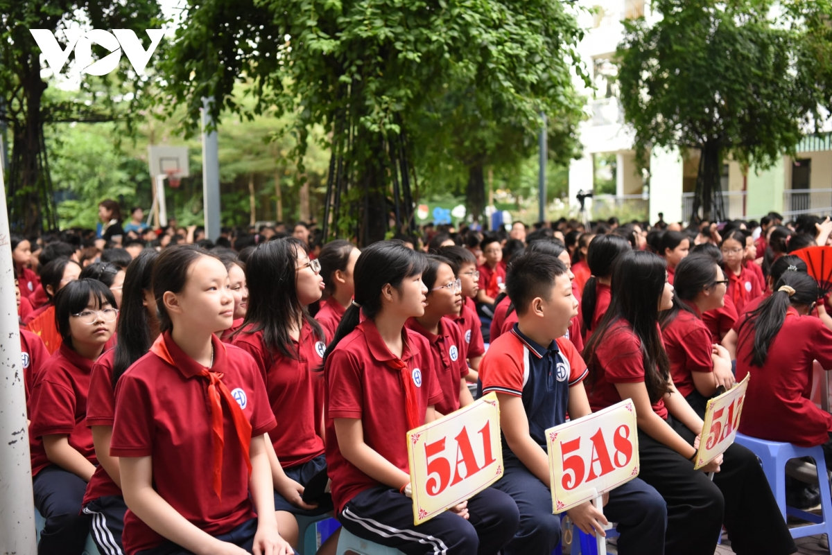 so gd-Dt ha noi yeu cau khong khao sat de xep lop, khong day them dip he hinh anh 1
