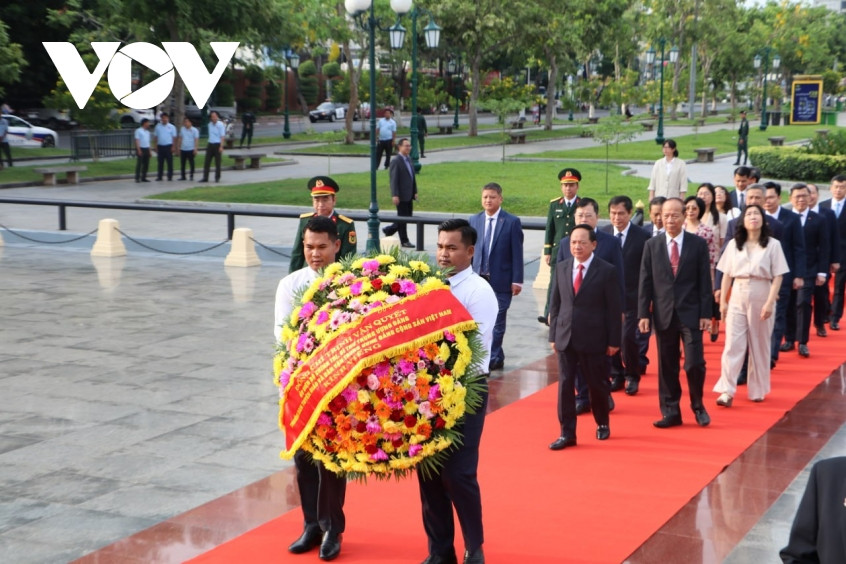 Đồng chí trịnh văn quyết thăm và làm việc tại campuchia hình ảnh 6 Dong chi trinh van quyet tham va lam viec tai campuchia hinh anh 6