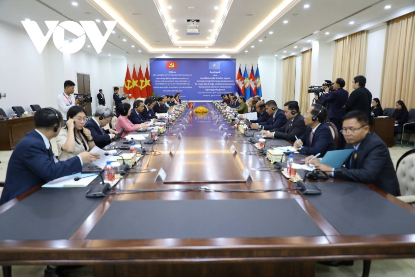 Đồng chí trịnh văn quyết thăm và làm việc tại campuchia hình ảnh 8 Dong chi trinh van quyet tham va lam viec tai campuchia hinh anh 8