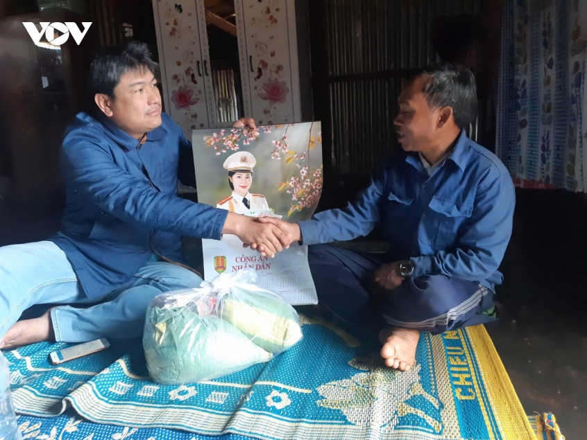 giữ bình yên buôn làng từ thế trận lòng dân hình ảnh 3 giu binh yen buon lang tu the tran long dan hinh anh 3