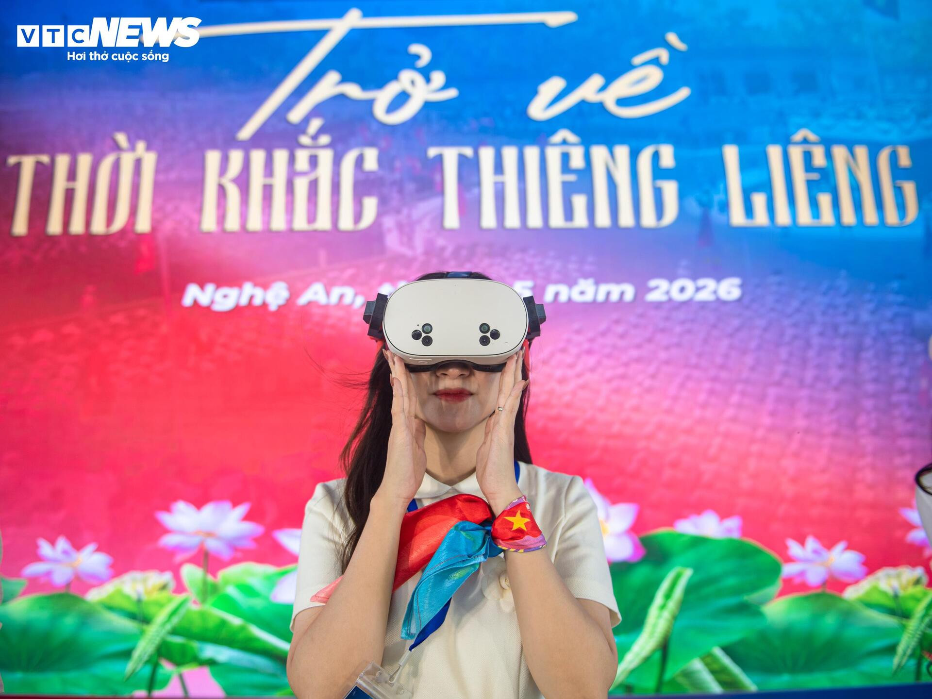 Những dòng lưu bút cảm xúc 'Trở về khoảnh khắc thiêng liêng' ở Nghệ An - 2