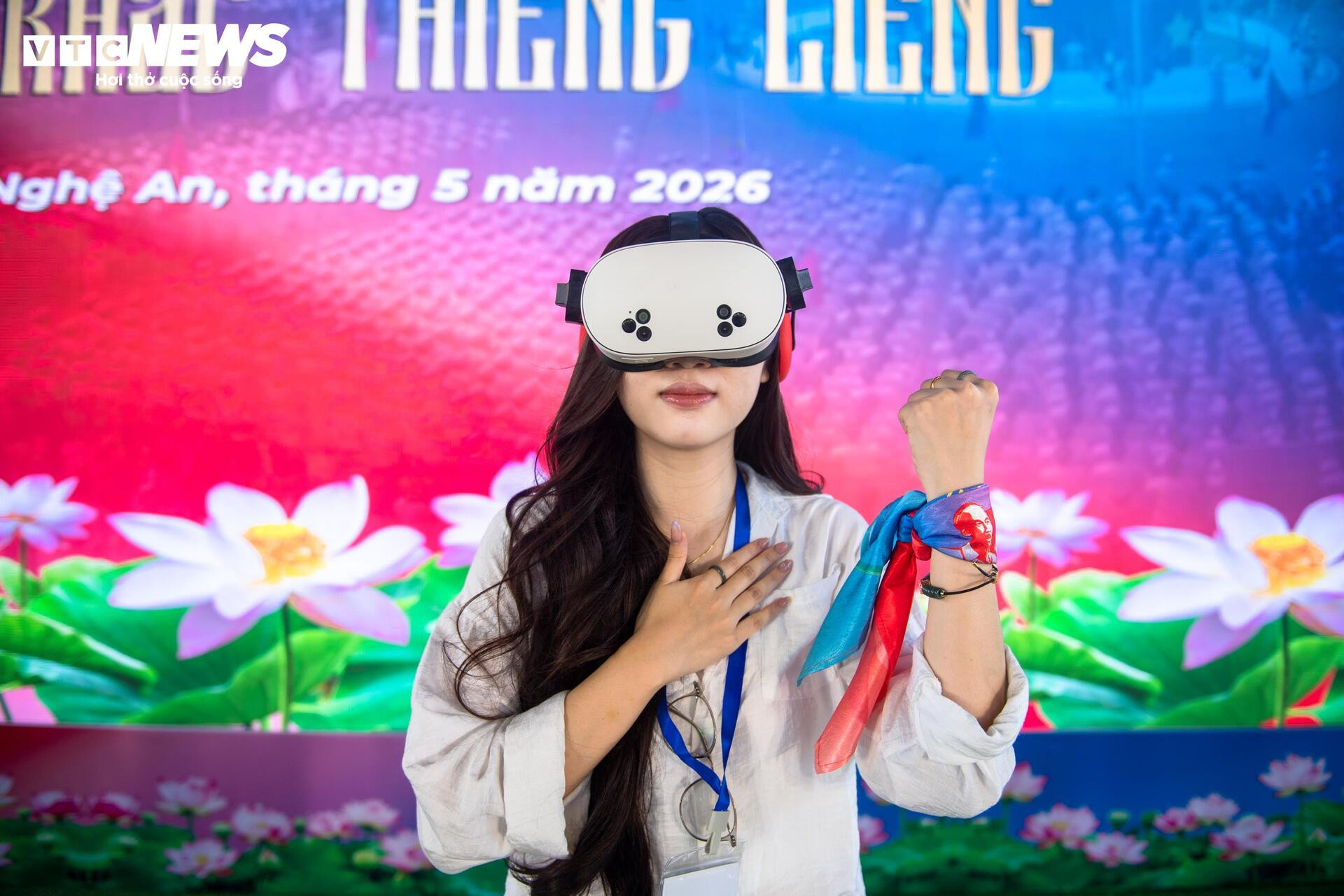 Những dòng lưu bút cảm xúc 'Trở về khoảnh khắc thiêng liêng' ở Nghệ An - 3
