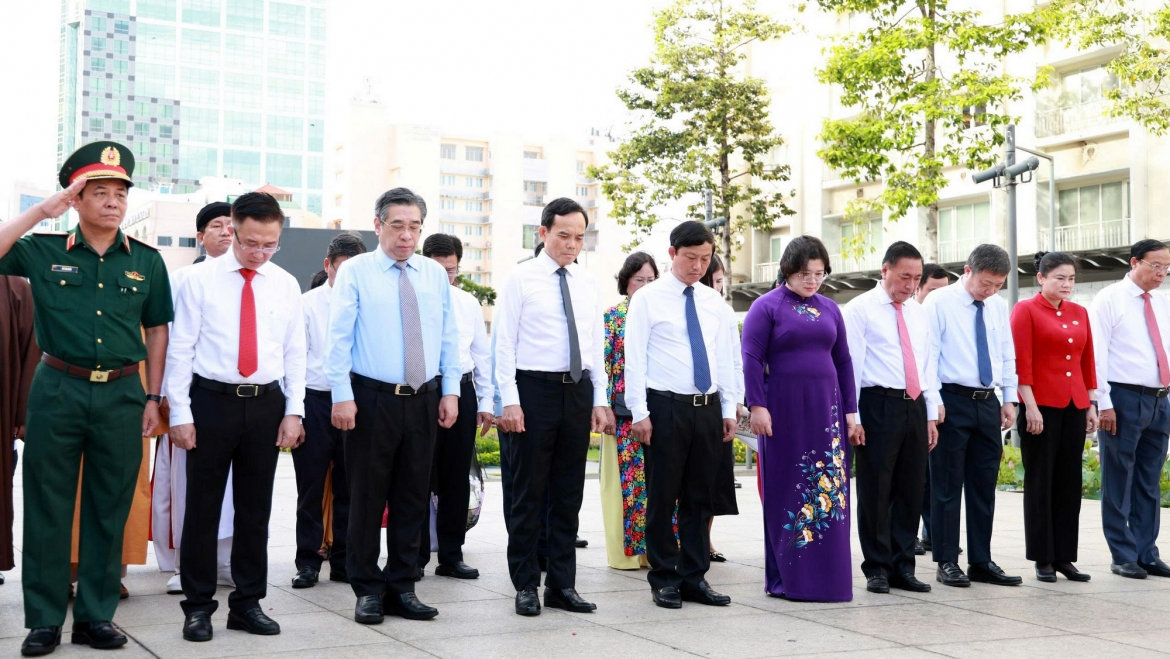 nhieu hoat dong y nghia ky niem 136 nam ngay sinh chu tich ho chi minh hinh anh 2