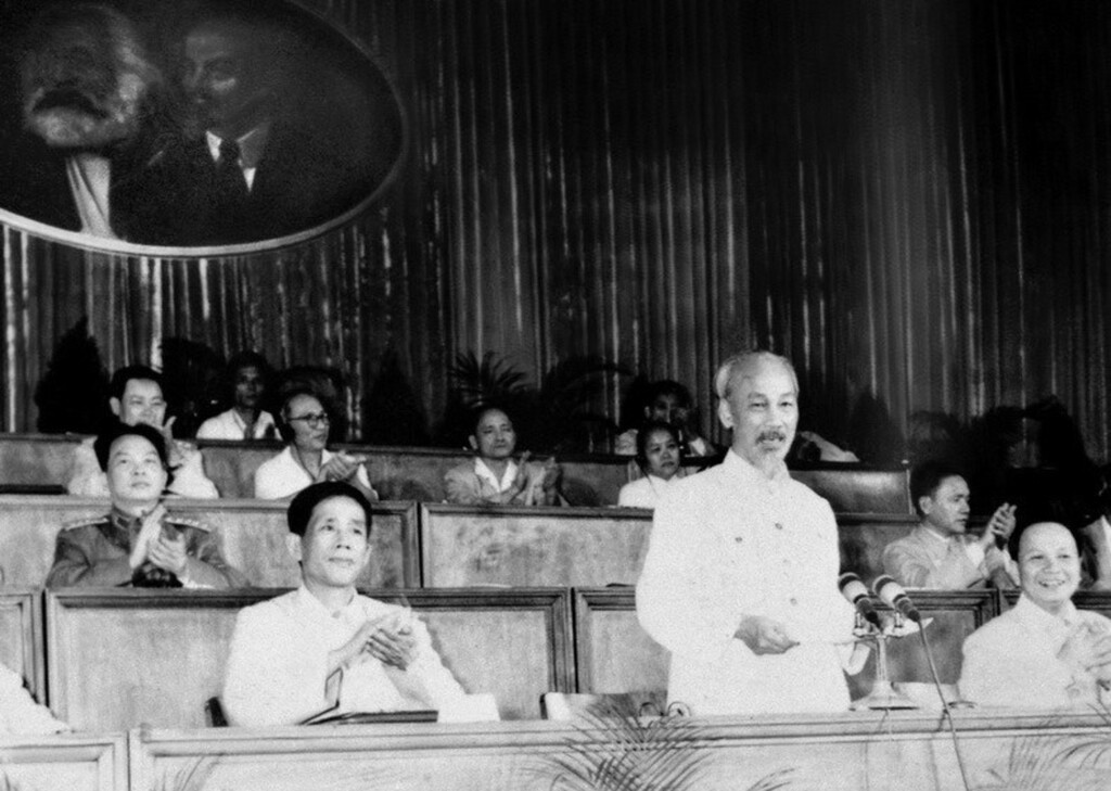vận dụng tư tưởng hồ chí minh để kiến tạo việt nam phát triển bền vững hình ảnh 3 van dung tu tuong ho chi minh de kien tao viet nam phat trien ben vung hinh anh 3