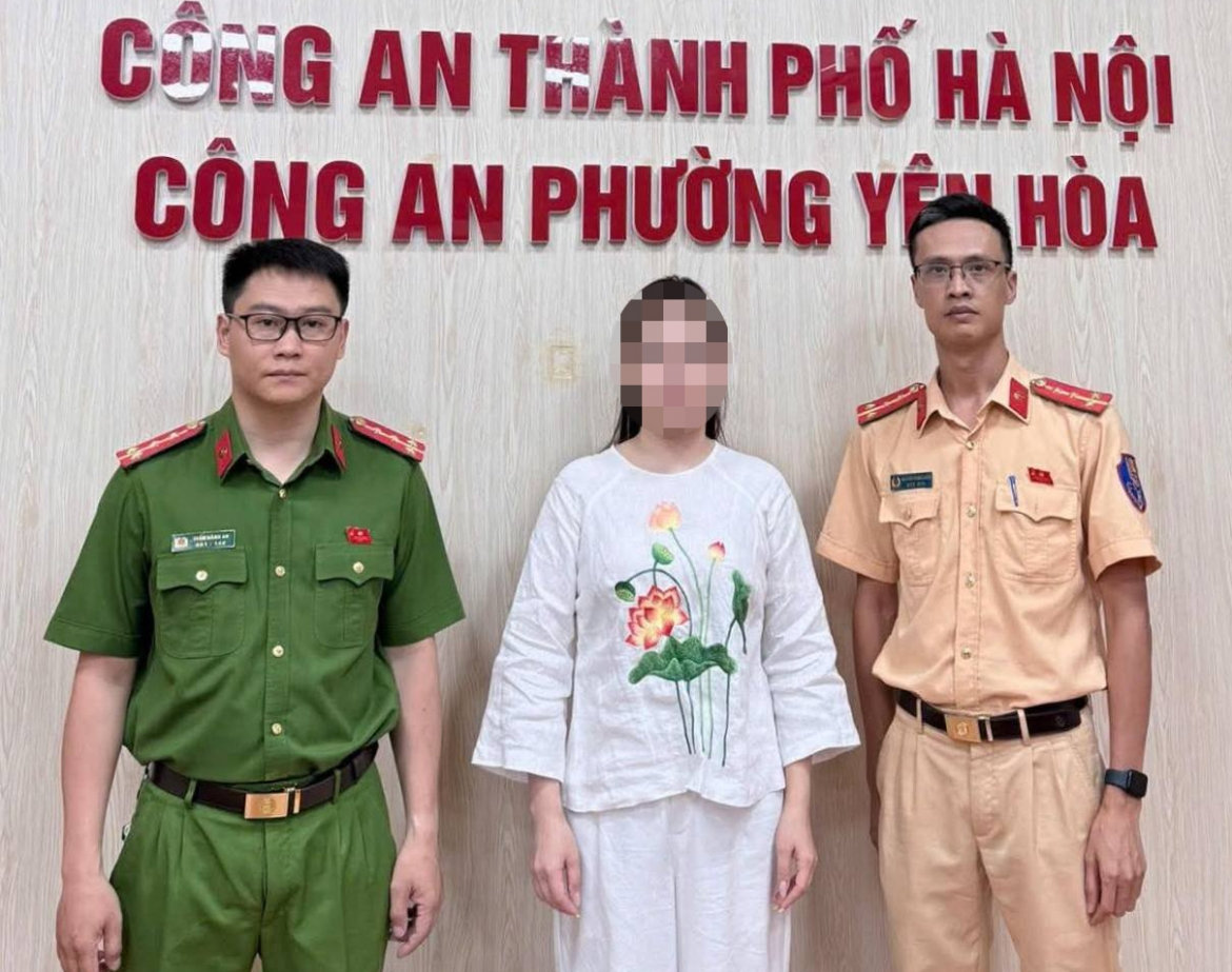 sẽ xử lý nghiêm người phụ nữ chửi bới, hành hung tài xế ô tô sau va chạm hình ảnh 2 se xu ly nghiem nguoi phu nu chui boi, hanh hung tai xe o to sau va cham hinh anh 2
