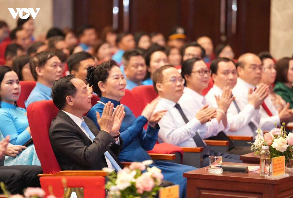  hoc bac khong phai bang khau hieu ma bang hanh dong cu the, hieu qua thuc chat hinh anh 1