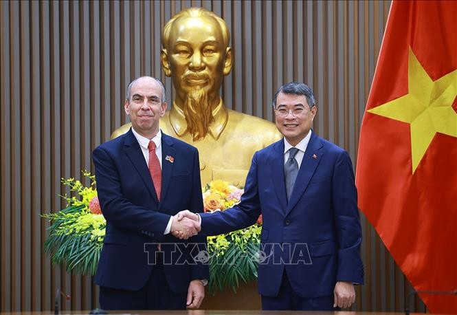 việt nam, cuba củng cố và tăng cường hơn nữa mối quan hệ đặc biệt hình ảnh 1 viet nam, cuba cung co va tang cuong hon nua moi quan he dac biet hinh anh 1