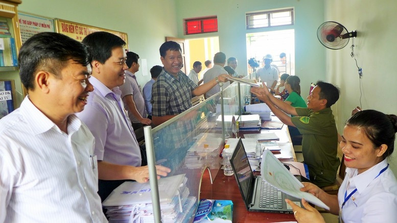 truong thon, to truong to dan pho duoc de xuat tang phu cap hinh anh 1