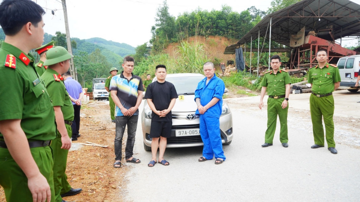 khởi tố nhóm đối tượng chặn xe, bắn vỡ kính ô tô ở thái nguyên hình ảnh 1 khoi to nhom doi tuong chan xe, ban vo kinh o to o thai nguyen hinh anh 1
