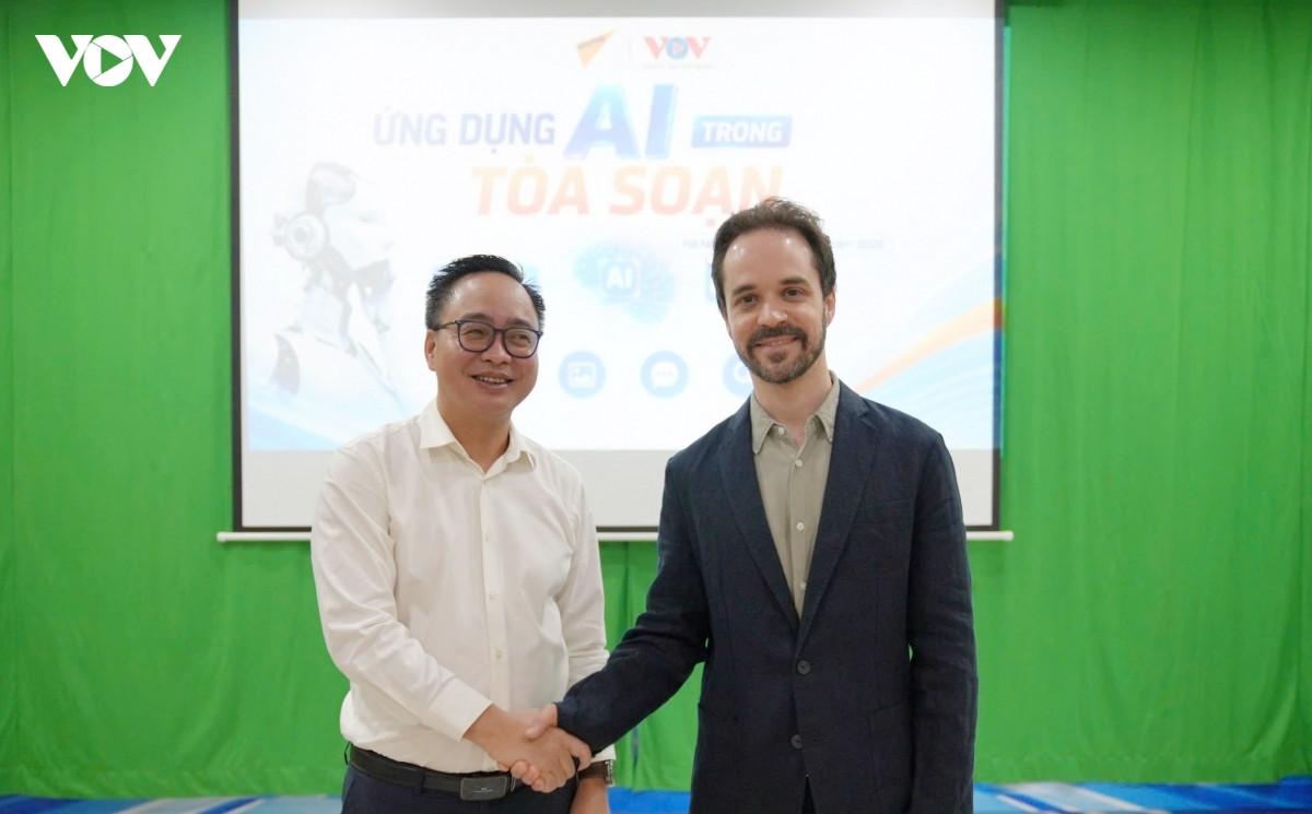 Đài tiếng nói việt nam tổ chức khóa tập huấn Ứng dụng ai trong tòa soạn hình ảnh 2 Dai tieng noi viet nam to chuc khoa tap huan Ung dung ai trong toa soan hinh anh 2