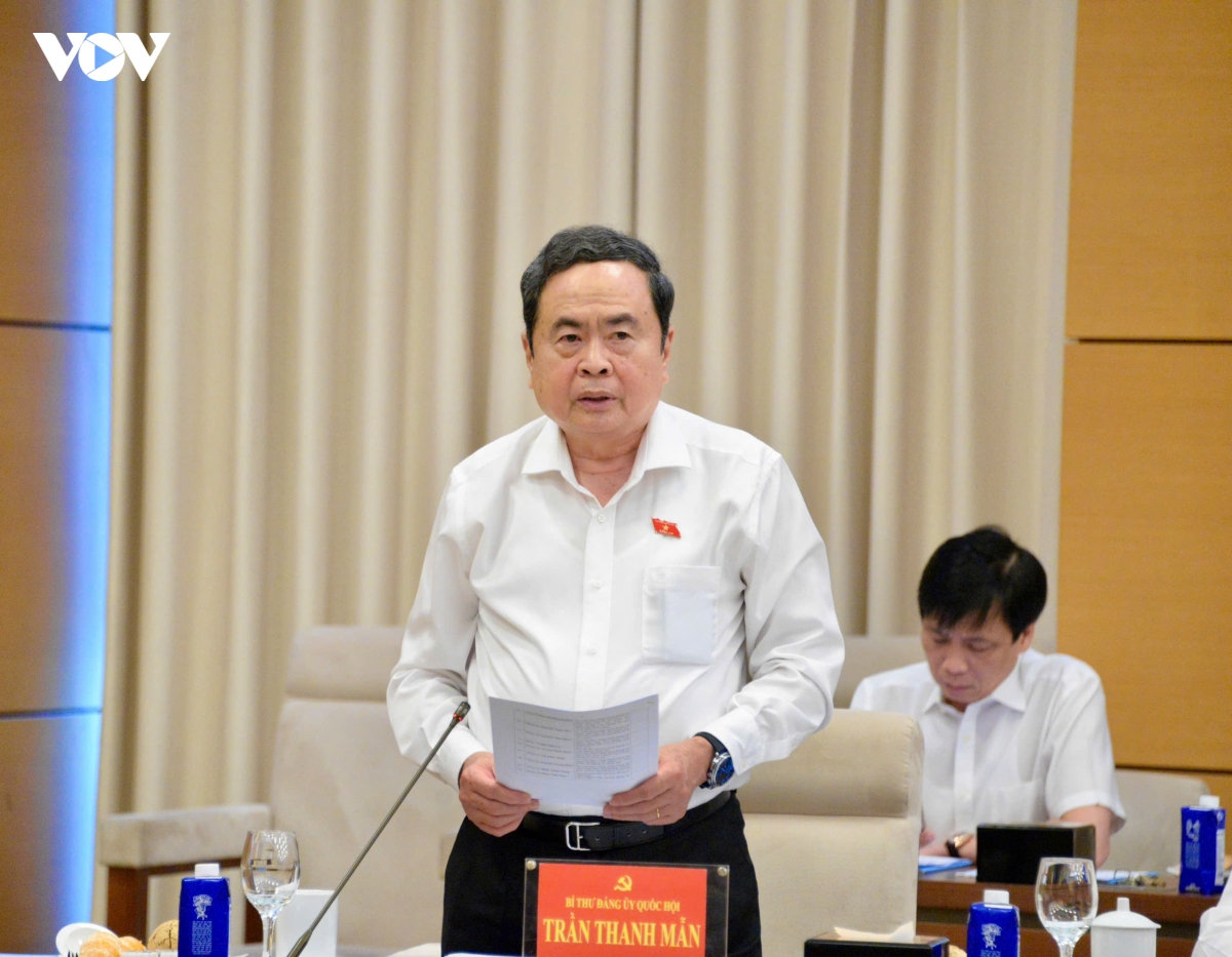 tong bi thu, chu tich nuoc to lam lam viec voi ban thuong vu Dang uy quoc hoi hinh anh 3