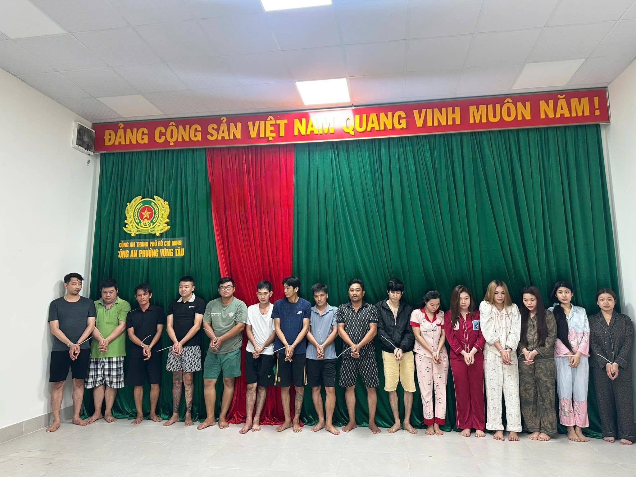 Công an khởi tố các bị can liên quan đường dây ma túy. (Ảnh: Công an TP.HCM)