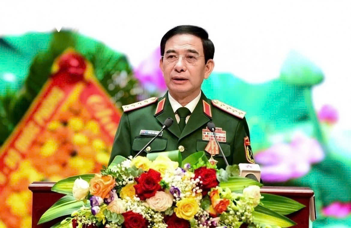 Đại tướng phan văn giang biểu dương lực lượng cứu nạn tàu cá ở biển bạch long vĩ hình ảnh 1 Dai tuong phan van giang bieu duong luc luong cuu nan tau ca o bien bach long vi hinh anh 1
