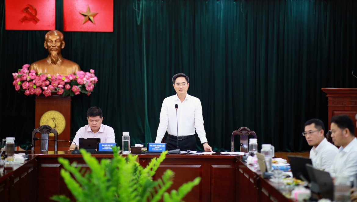 tp.hcm du kien bat buoc xe cong nghe, shipper chuyen sang xe dien tu 2028 hinh anh 1