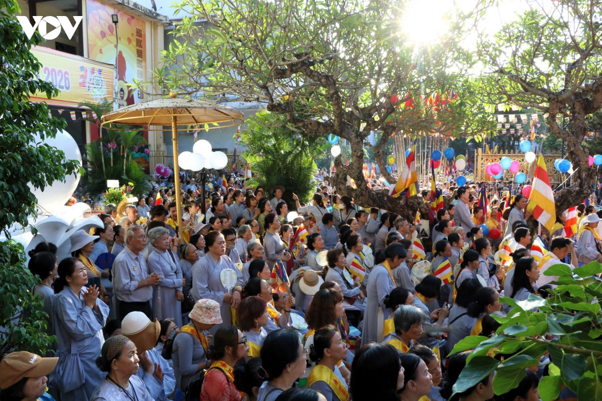 trang nghiêm Đại lễ phật đản phật lịch 2570 tại Đà nẵng hình ảnh 2 trang nghiem Dai le phat dan phat lich 2570 tai Da nang hinh anh 2