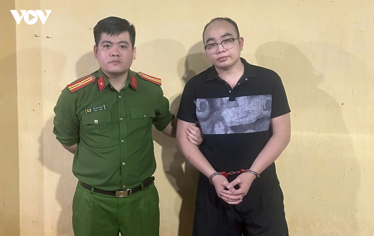 bắt ông trùm quảng bá cho website cờ bạc, thu lợi hàng tỷ đồng hình ảnh 1 bat ong trum quang ba cho website co bac, thu loi hang ty dong hinh anh 1