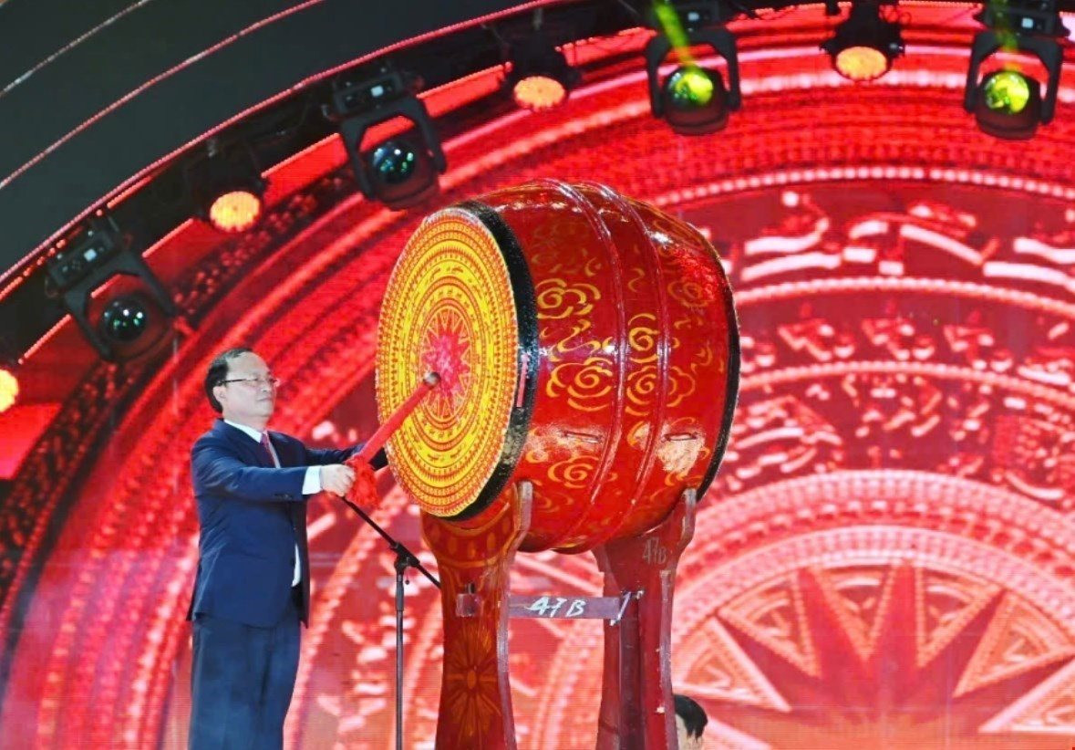 vna-potal-khai-mac-lien-hoan-phat-thanh-toan-quoc-lan-thu-xvii-869557812-3-10-43.jpg