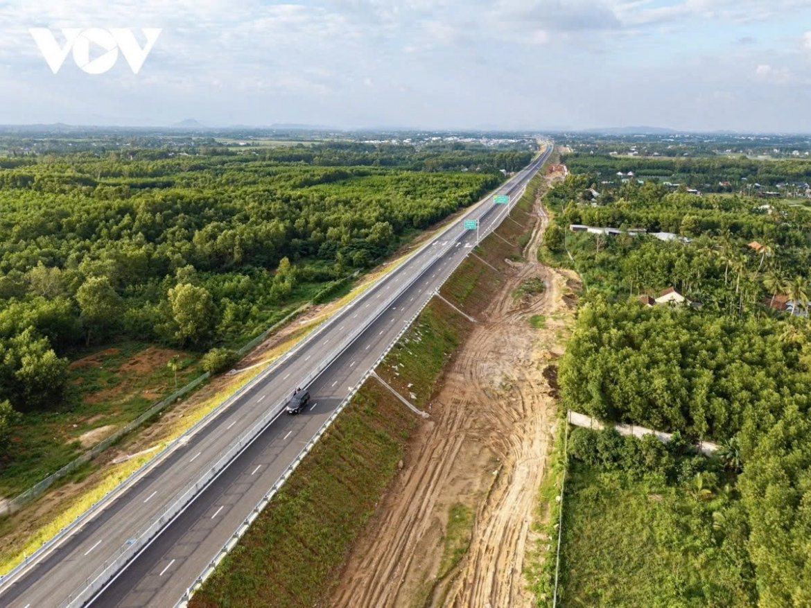 bộ xây dựng lấy ý kiến 11 địa phương về mở rộng cao tốc bắc - nam lên 6 làn xe hình ảnh 4 bo xay dung lay y kien 11 dia phuong ve mo rong cao toc bac - nam len 6 lan xe hinh anh 4