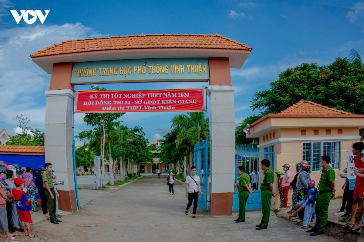 3 phương án vận chuyển đề thi và cán bộ coi thi ra phú quốc hình ảnh 1 3 phuong an van chuyen de thi va can bo coi thi ra phu quoc hinh anh 1