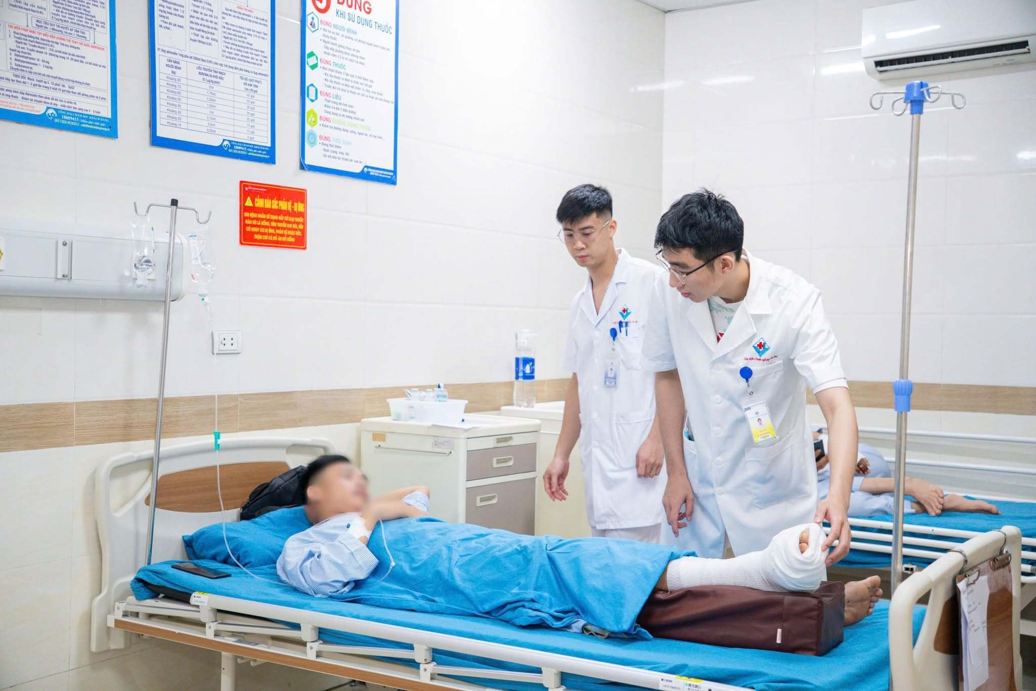 Các nạn nhân được điều trị tích cực tại BV Đa khoa Hùng Vương.