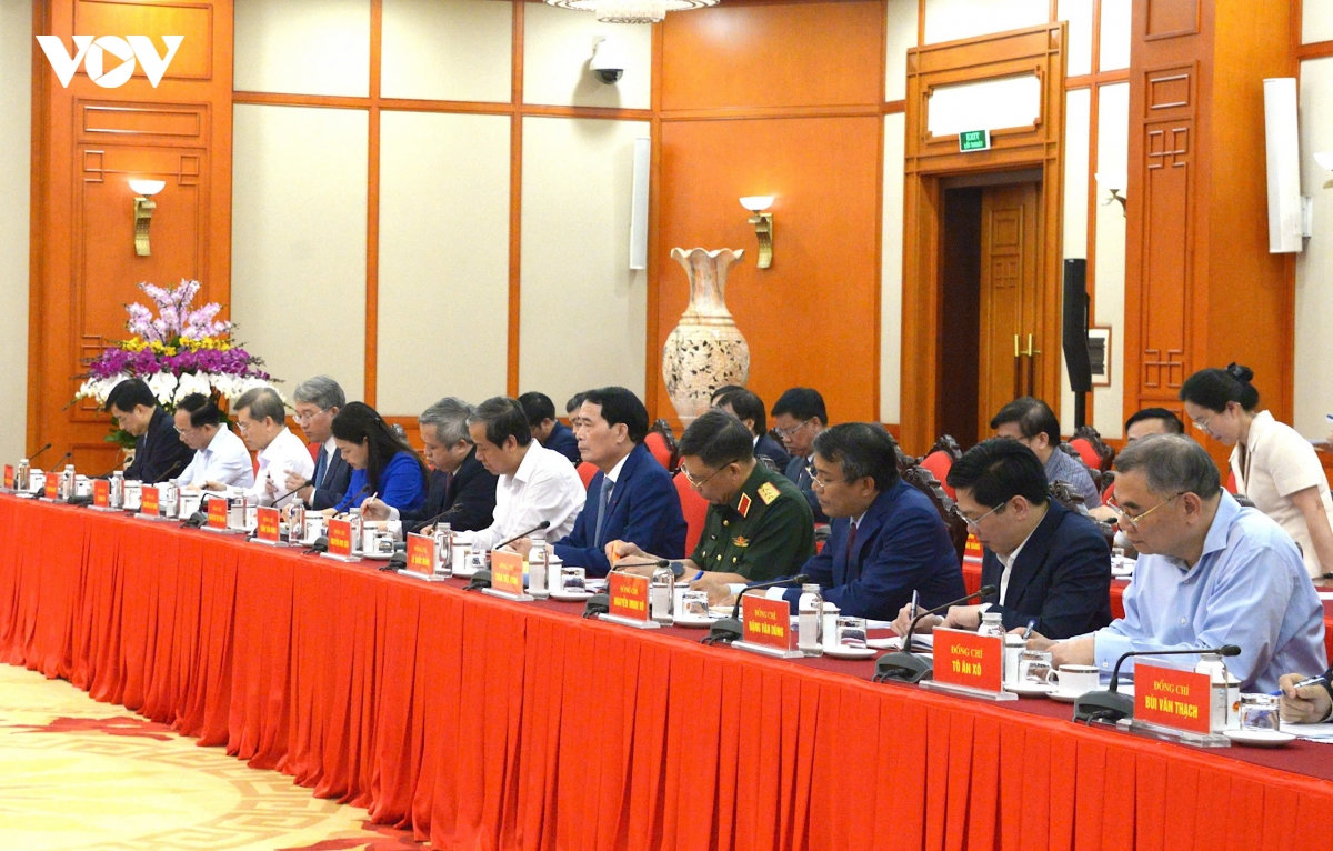 tổng bí thư, chủ tịch nước đặt yêu cầu nghiên cứu sâu hơn về chủ nghĩa xã hội hình ảnh 3 tong bi thu, chu tich nuoc dat yeu cau nghien cuu sau hon ve chu nghia xa hoi hinh anh 3
