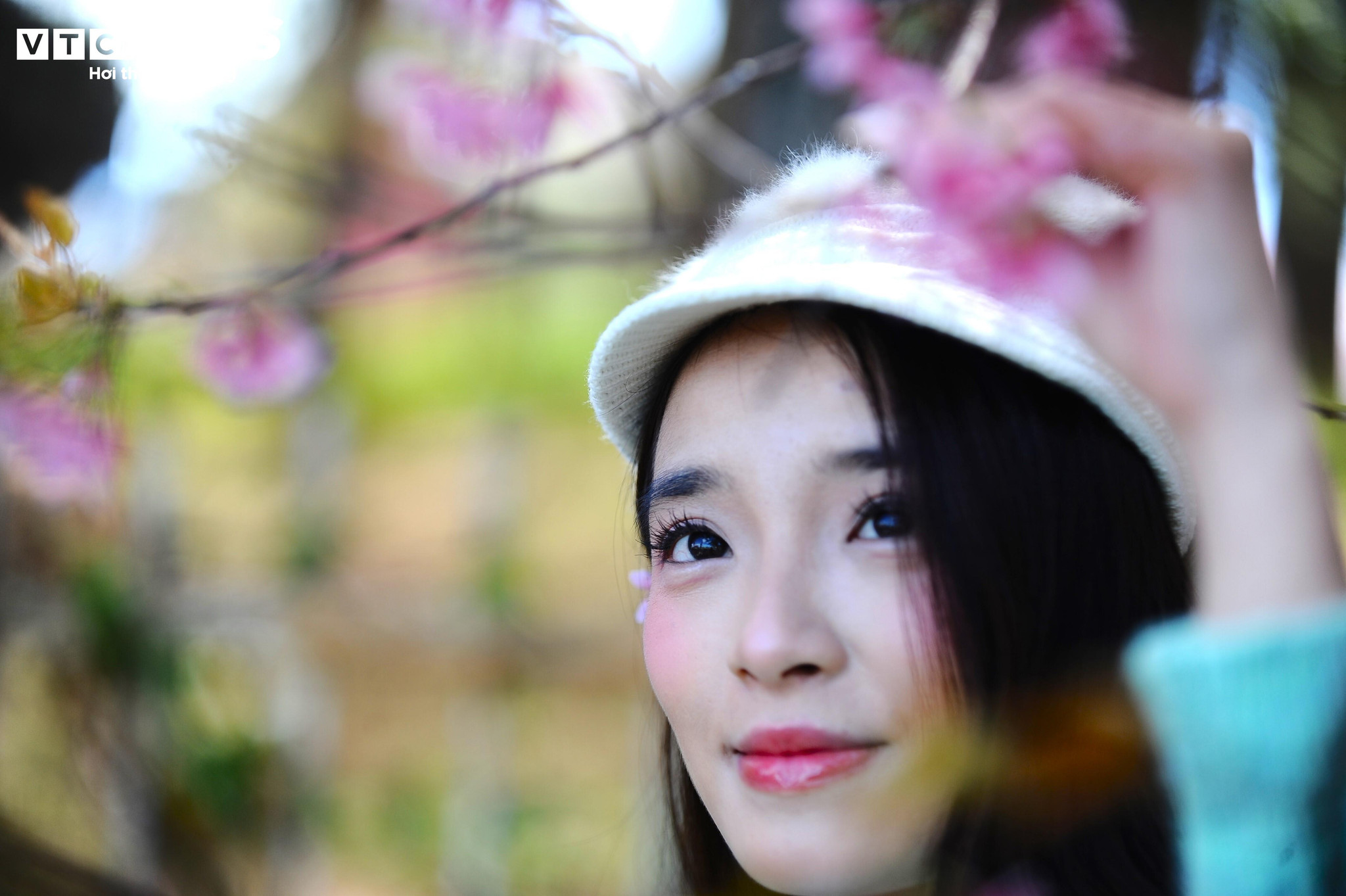 Đến với Đà Lạt, du khách sẽ được tận hưởng tiết trời ôn đới mát mẻ và cảnh sắc thiên nhiên tươi đẹp hiện diện ở khắp nơi.