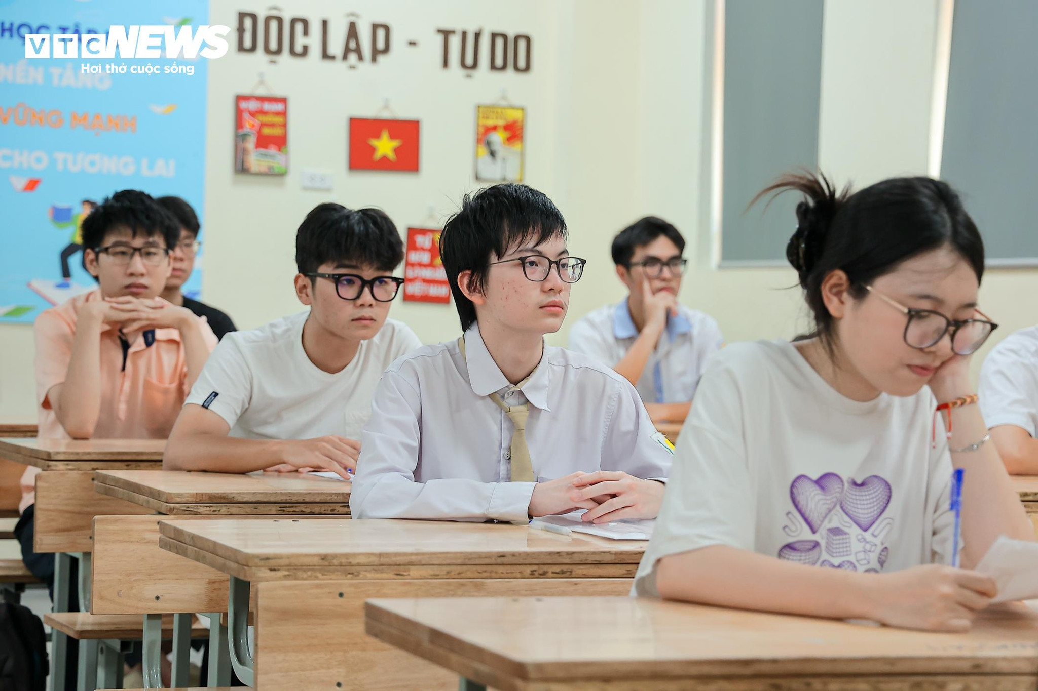 Nhiều tranh cãi về đề thi Ngữ văn tốt nghiệp THPT 2026. (Ảnh: Minh Đức)
