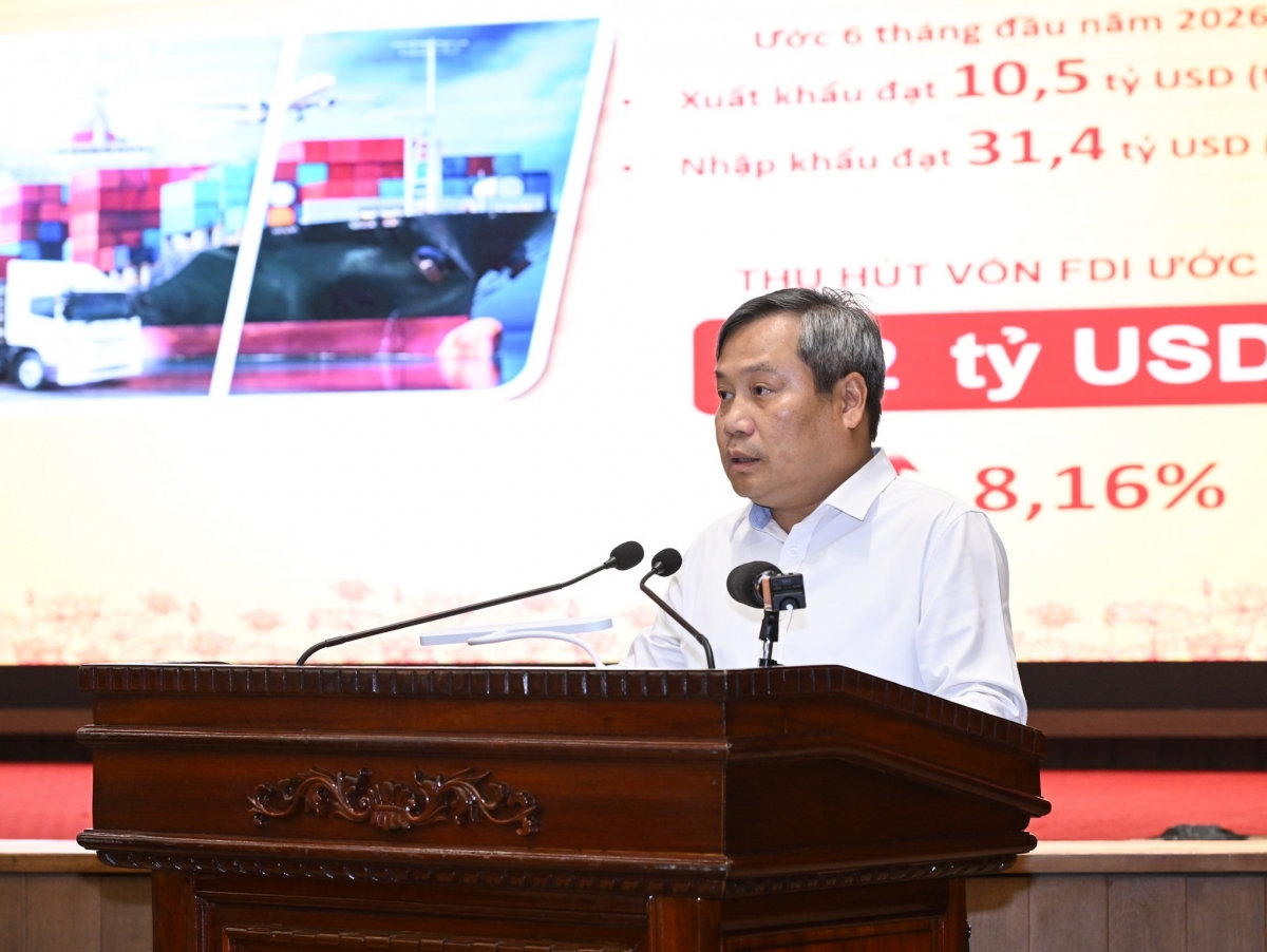 thủ tướng lê minh hưng làm việc với ban thường vụ thành ủy hà nội hình ảnh 1 thu tuong le minh hung lam viec voi ban thuong vu thanh uy ha noi hinh anh 1