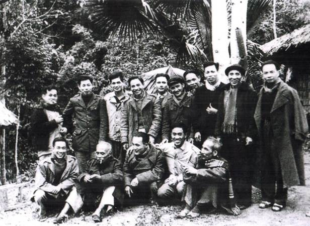 Đồng chí hồ tùng mậu - người có công rất lớn với cách mạng việt nam hình ảnh 3 Dong chi ho tung mau - nguoi co cong rat lon voi cach mang viet nam hinh anh 3