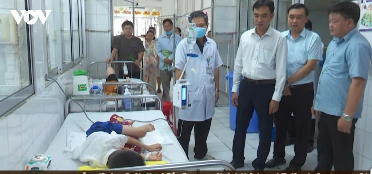 lam ro nguyen nhan vu ngo doc o truong tieu hoc kim Dong Dong thap hinh anh 1